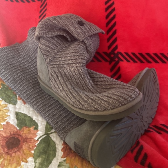 UGG Knit Sweater Tall Women's Boots Size 8 - Picture 7 of 8